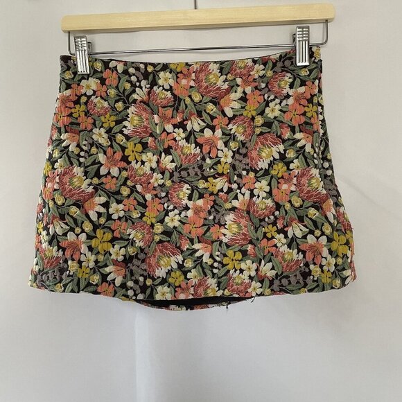 Womens Floral Mini Skirt By Loft With Colorful Botanical Embroidery In Size 12 - Picture 1 of 7